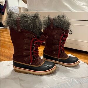 Sorel Women's Red and Brown Fur-Lined Winter Boots